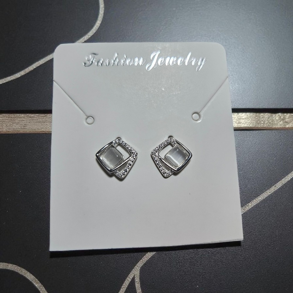 Silver Geometric Square Syud Earrings with Rhinestone Border Fashion Jewerly